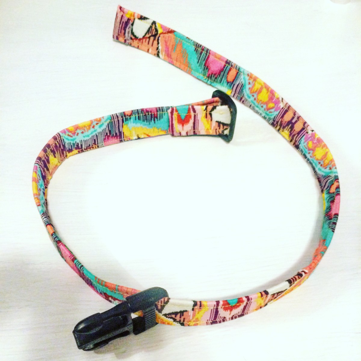 DIY Homemade Adjustable Fabric Dog Collar Tutorial